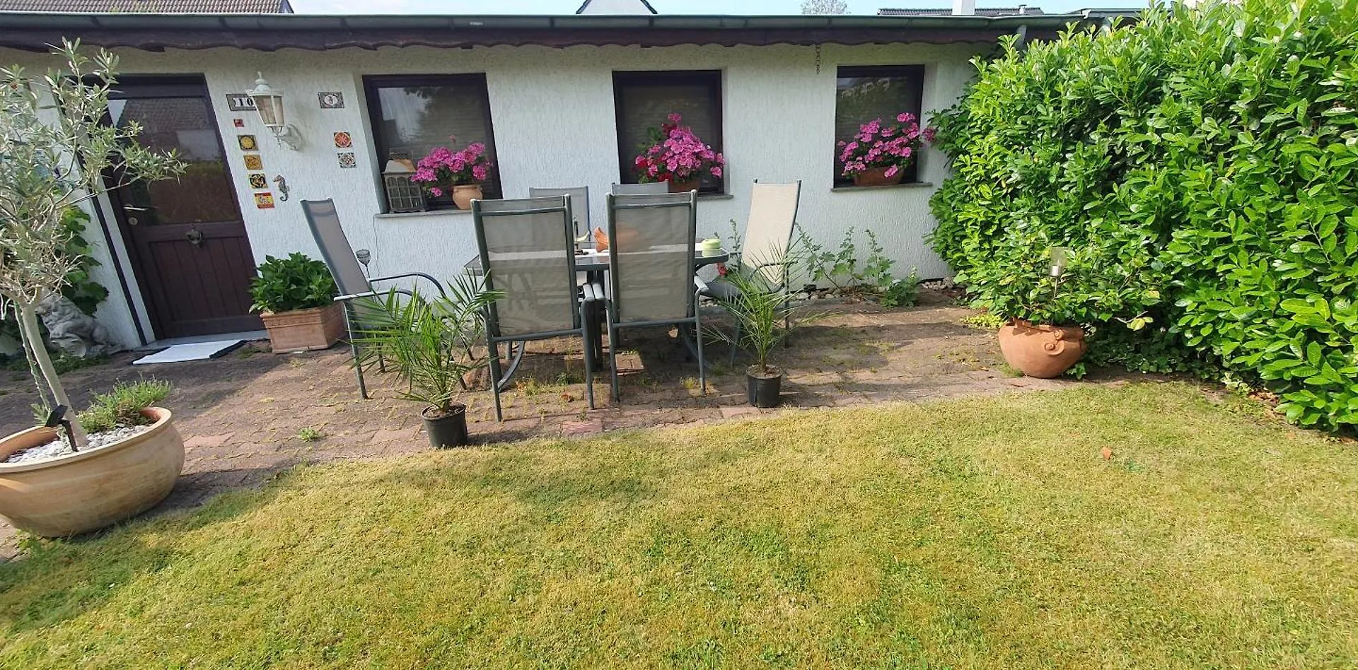 Garden Apartment contacts